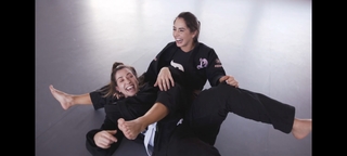 Giovanna Eburneo feet photo thumbnail