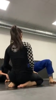 Giovanna Eburneo feet photo thumbnail