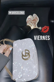 Giovanna Eburneo feet photo thumbnail