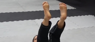 Giovanna Eburneo feet photo thumbnail