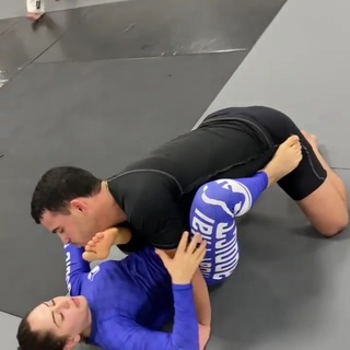 Giovanna Eburneo feet photo thumbnail