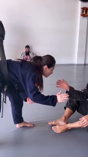 Giovanna Eburneo feet photo thumbnail