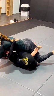 Giovanna Eburneo feet photo thumbnail