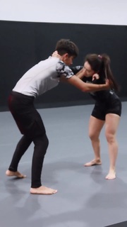 Giovanna Eburneo feet photo thumbnail