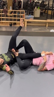 Giovanna Eburneo feet photo thumbnail