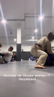 Giovanna Eburneo feet photo thumbnail