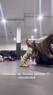 Giovanna Eburneo feet photo thumbnail