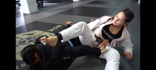 Giovanna Eburneo feet photo thumbnail