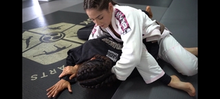 Giovanna Eburneo feet photo thumbnail