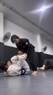 Giovanna Eburneo feet photo thumbnail