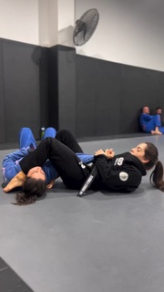 Giovanna Eburneo feet photo thumbnail