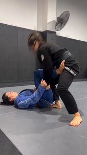 Giovanna Eburneo feet photo thumbnail