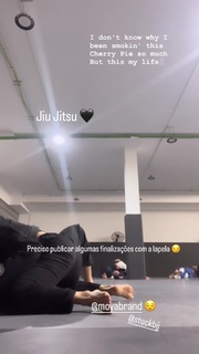 Giovanna Eburneo feet photo thumbnail