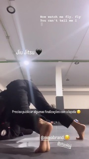 Giovanna Eburneo feet photo thumbnail