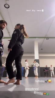 Giovanna Eburneo feet photo thumbnail