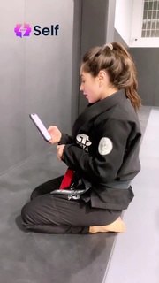 Giovanna Eburneo feet photo thumbnail