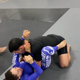 Giovanna Eburneo feet photo thumbnail