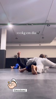 Giovanna Eburneo feet photo thumbnail