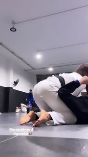 Giovanna Eburneo feet photo thumbnail