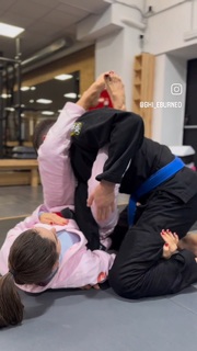 Giovanna Eburneo feet photo thumbnail