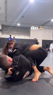 Giovanna Eburneo feet photo thumbnail