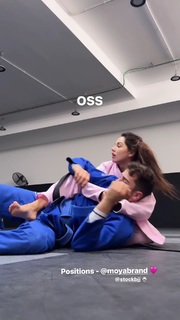 Giovanna Eburneo feet photo thumbnail