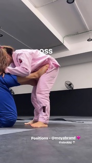 Giovanna Eburneo feet photo thumbnail