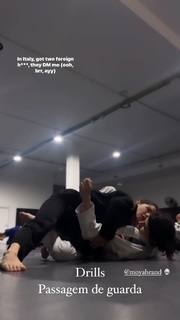 Giovanna Eburneo feet photo thumbnail