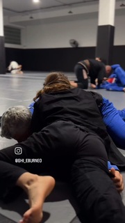 Giovanna Eburneo feet photo thumbnail