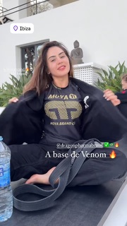 Giovanna Eburneo feet photo thumbnail