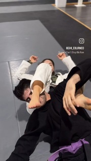 Giovanna Eburneo feet photo thumbnail