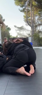 Giovanna Eburneo feet photo thumbnail