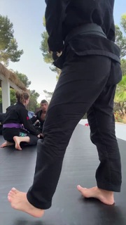 Giovanna Eburneo feet photo thumbnail