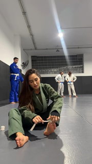 Giovanna Eburneo feet photo thumbnail