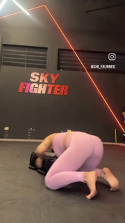 Giovanna Eburneo feet photo thumbnail