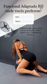 Giovanna Eburneo feet photo thumbnail