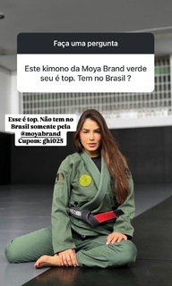 Giovanna Eburneo feet photo thumbnail