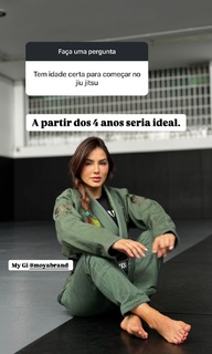 Giovanna Eburneo feet photo thumbnail