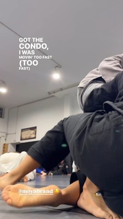 Giovanna Eburneo feet photo thumbnail