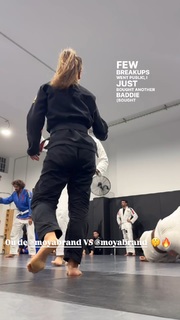 Giovanna Eburneo feet photo thumbnail