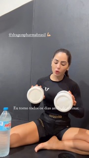 Giovanna Eburneo feet photo thumbnail