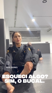 Giovanna Eburneo feet photo thumbnail