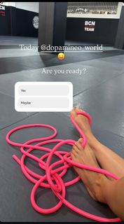 Giovanna Eburneo feet photo thumbnail