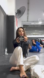 Giovanna Eburneo feet photo thumbnail