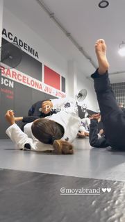 Giovanna Eburneo feet photo thumbnail