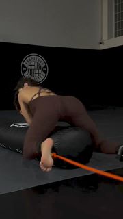 Giovanna Eburneo feet photo thumbnail