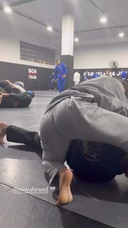 Giovanna Eburneo feet photo thumbnail