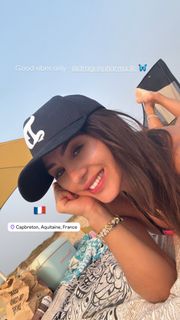 Giovanna Eburneo feet photo thumbnail