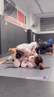 Giovanna Eburneo feet photo thumbnail