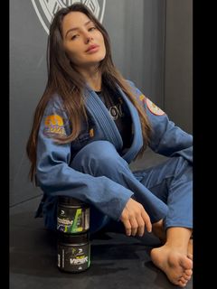 Giovanna Eburneo feet photo thumbnail